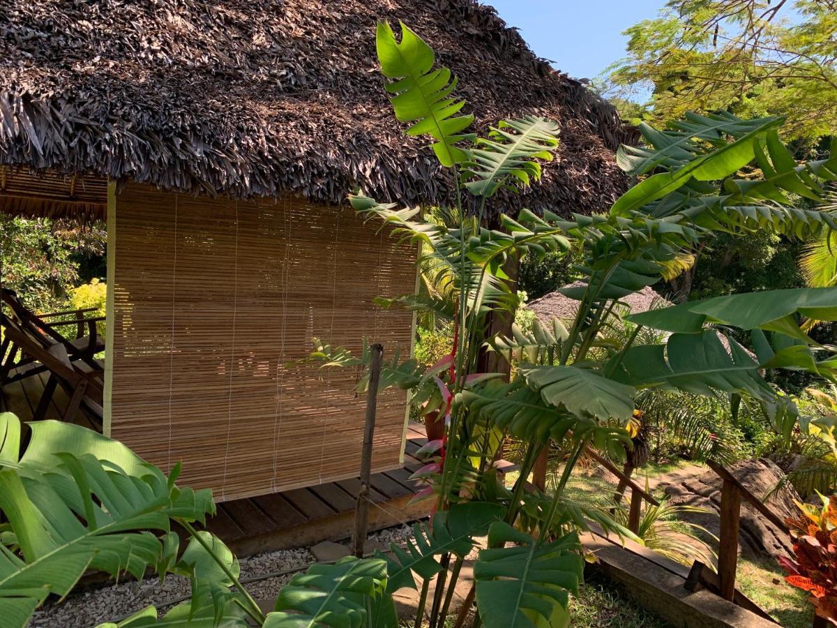 Andimaka Les Jardins D'Ankify Bed & Breakfast エクステリア 写真
