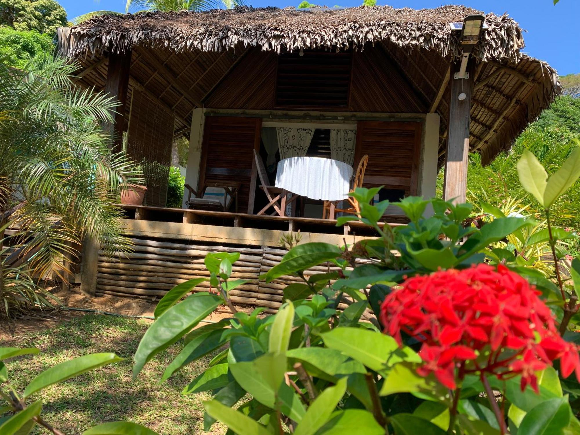 Andimaka Les Jardins D'Ankify Bed & Breakfast エクステリア 写真